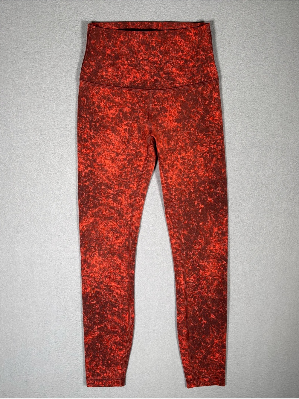 Lululemon Wunder Train High Rise Tight 25” Women’s 2 Print Autumn Red Black - Picture 2 of 9